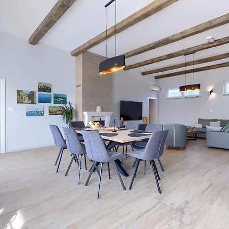 Villa Mediterana Loft By Interhome *