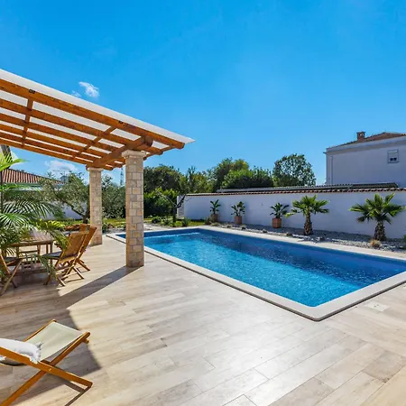 Mediterana Loft By Interhome * Umag